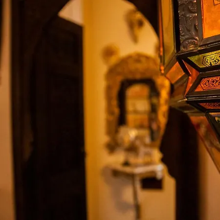 Πανσιόν Attico Giardini Naxos