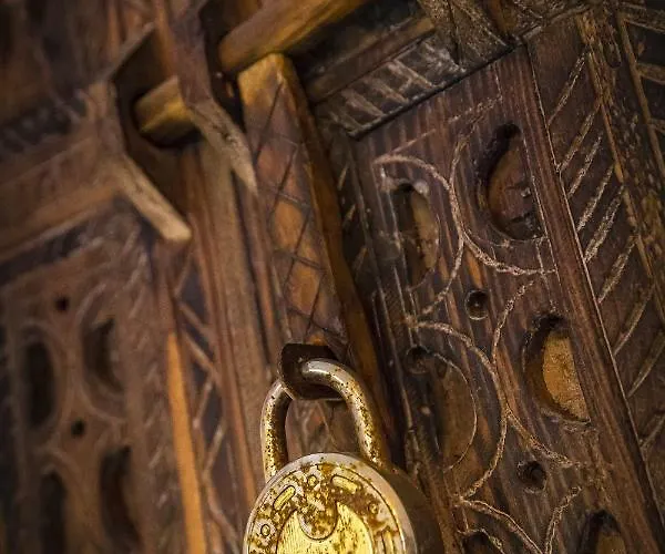 Attico ゲストハウス 4*